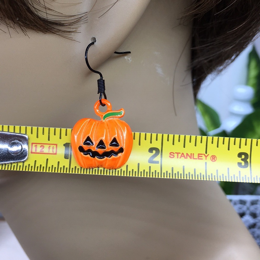 Jack o Lantern Pumpkin Earrings - Picture 8 of 8